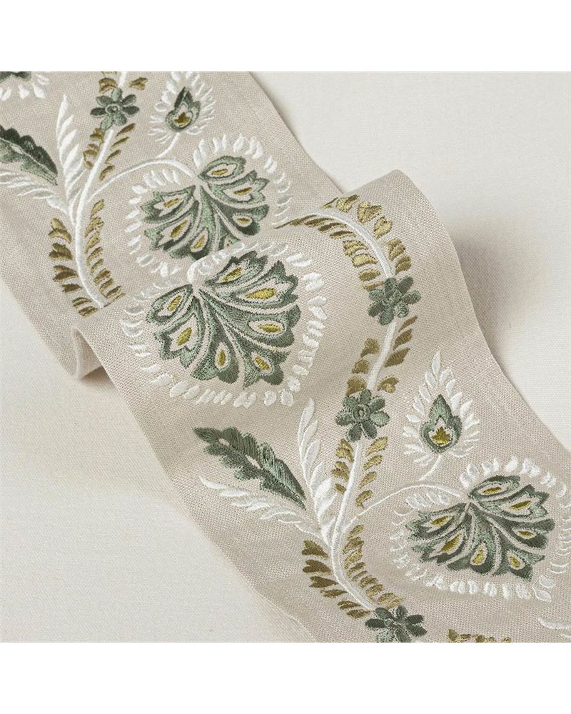 Florinda Braid Trimmings Leaf Green 05452-04 Florinda Braid Trimmings Leaf Green 05452-04