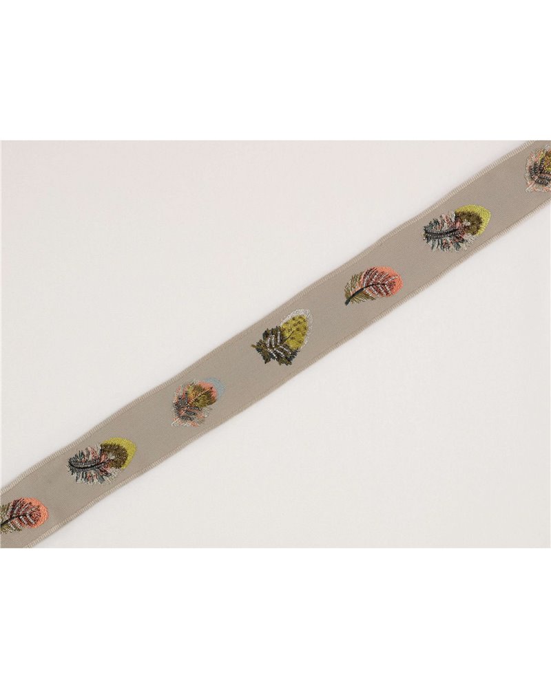 Beaded Braid Somerset Green T117-04 Beaded Braid Somerset Green T117-04